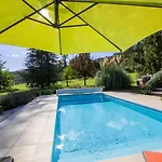 Maison Pour 6 Pers. Avec Piscine Privee Et Animaux Acceptes - Fr-1-616-83 Tatil Evi