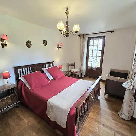 Maison Pour 6 Pers. Avec Piscine Privee Et Animaux Acceptes - Fr-1-616-83 *